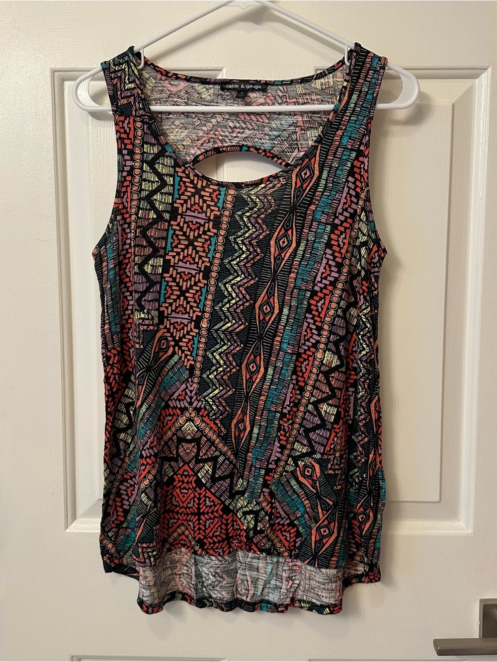 Women's M Aztec Keyhole Tank Top